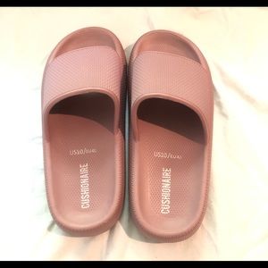 Cushionaire Pillow Slides Size women’s 10 Mauve